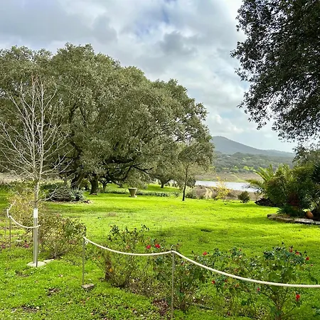 Country house Alcornocalejo