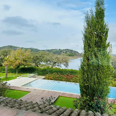 Country house Alcornocalejo