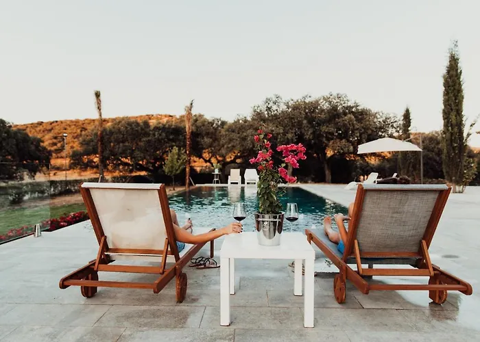 Alcornocalejo 乡村民宿 *