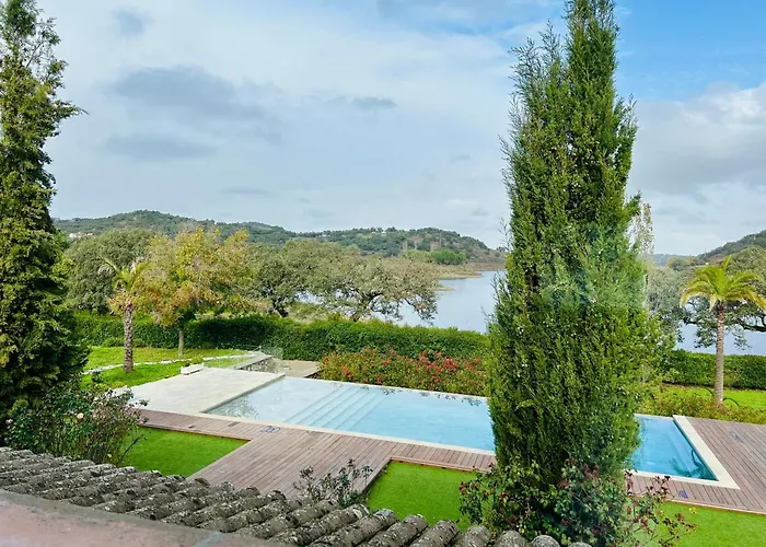 Летний дом Alcornocalejo